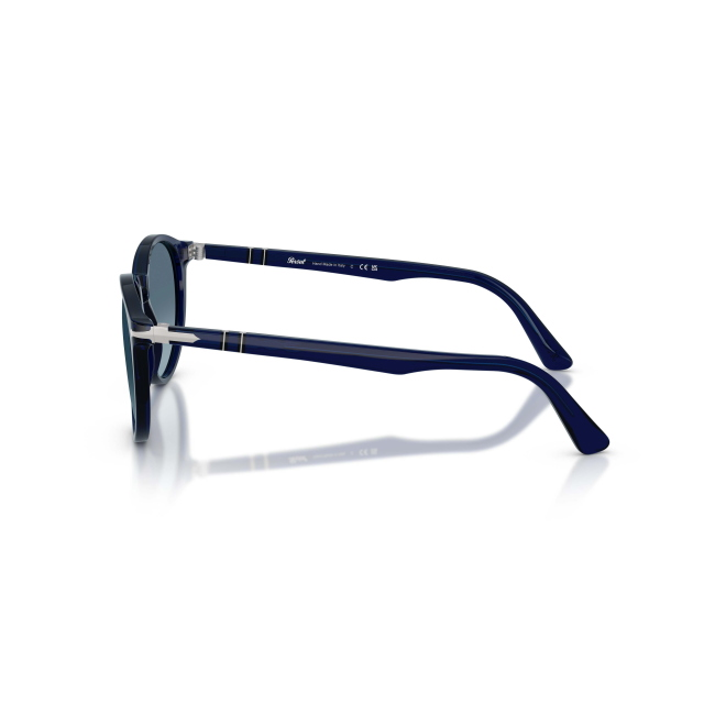 Persol PO 3152S Col.181/Q8 Cal.52: occhiale da sole, calibro 52, colore 181/Q8. Materiale/finitura celluloide blu scuro, colore principale blu, lenti azzurre sfumate.