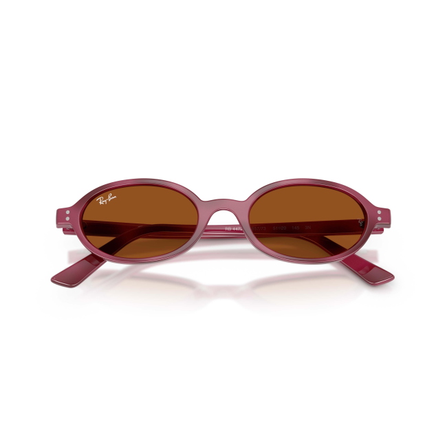 Ray-Ban RB 4472 col. 6857/73 è un occhiale da sole in acetato tartarugato violetto e calibro 51.