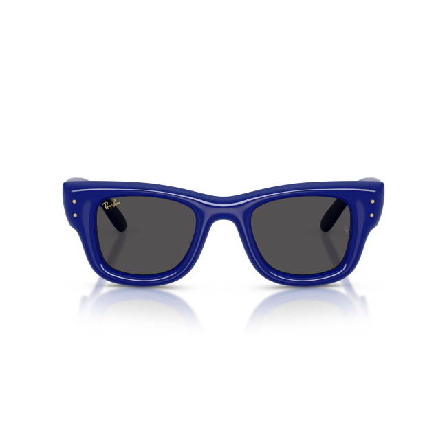 Ray-Ban RB 4940 WAYFARER PUFFER X A$AP ROCKY col. 6833/87 è un occhiale da sole in acetato blu e calibro 47.