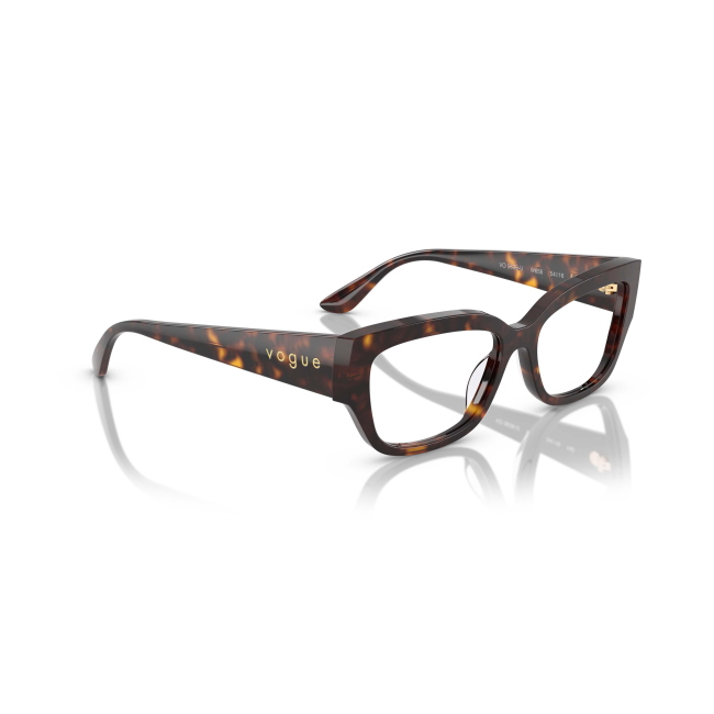 Vogue VO 5639U col. W656 è una montatura da vista in acetato marrone tartarugato e calibro 54.