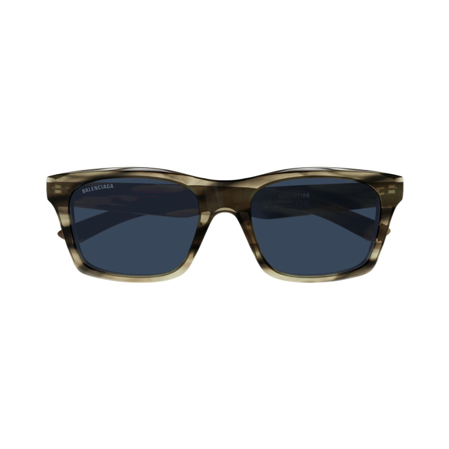 Balenciaga BB 0423 S Col.004 Cal.56: occhiale da sole, calibro 56, colore 004. Materiale/finitura celluloide marrone striato chiaro, colore principale marroni, lenti blu.
