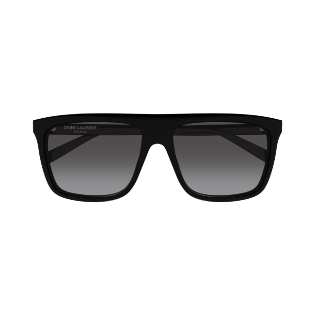 Saint Laurent SL 904 col. 001 Ã¨ un occhiale da sole in acetato NERO LUCIDO con lenti GRIGIE SFUMATE, calibro 59. La descrizione mantiene solo caratteristiche specifiche della variante e del modello.
