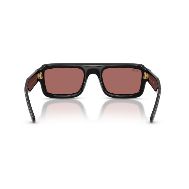 Ray-Ban RB 4954 A$AP ROCKY col. 601/69 è un occhiale da sole in acetato nero lucido e calibro 52.
