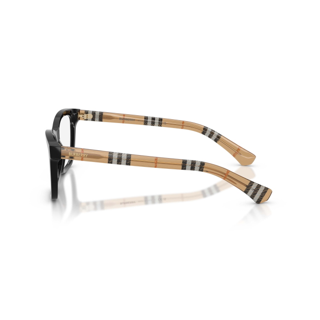Burberry BE 2440 col. 4161 è una montatura da vista da donna in acetato nera nero, dalla forma rettangolare e calibro 54.
