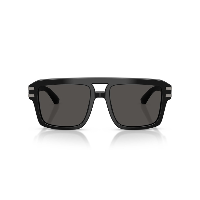 Dolce & Gabbana DG 4562 col. 501/87 è un occhiale da sole da uomo in acetato nero lucido, dalla forma pilot e calibro 54.