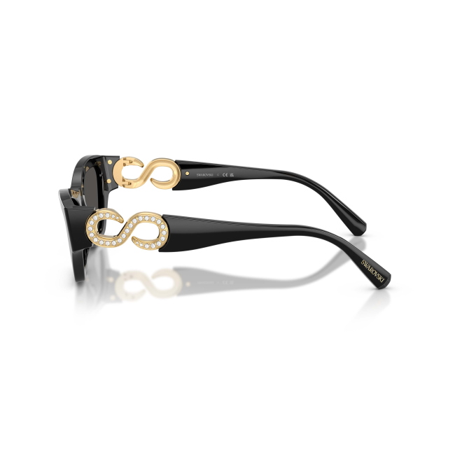 Swarovski SK 6076U 1001/87: occhiale da sole nero calibro 53, elegante e luminoso, con il carattere gioiello tipico dell'eyewear Swarovski.