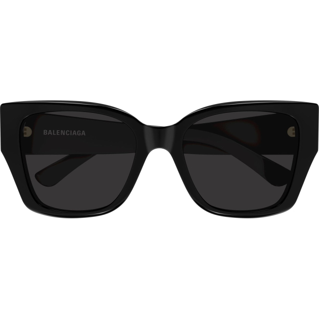 Balenciaga BB0474S col. 001: occhiali da sole a farfalla in nero, calibro 55.