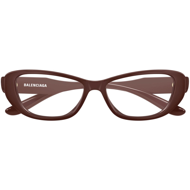 Balenciaga BB0514O, colore 005. Montatura da vista dalla forma geometrica, finitura bordeaux, misure 55-15-140 mm.