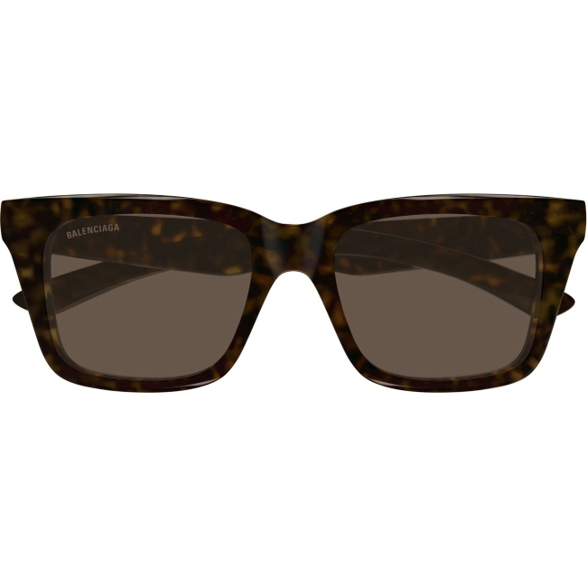 Balenciaga BB0467S, colore 002. Occhiali da sole dalla forma rettangolare, finitura avana, misure 54-18-145 mm.