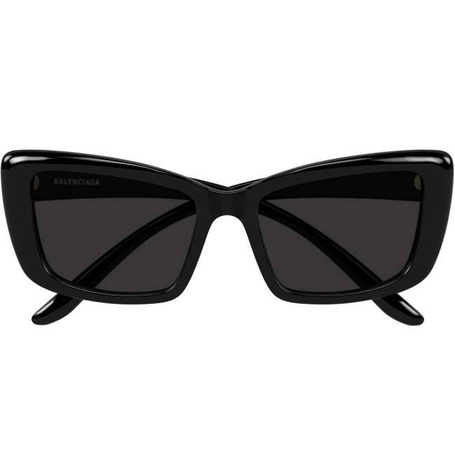 Balenciaga BB0515S, colore 001. Occhiali da sole dalla forma a farfalla, finitura nero, misure 56-18-145 mm.